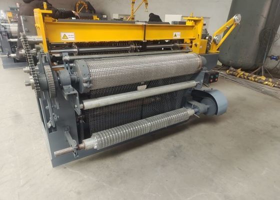Ukuran Lubang 1/2 Inch Mesin Wire Mesh Las Chicken Cage Mesh Listrik
