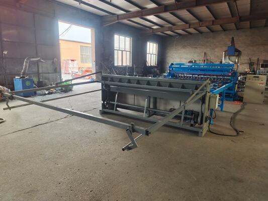 Panel Mesh 2.4*6m Mesin Las Panel Wire Mesh Geser Otomatis